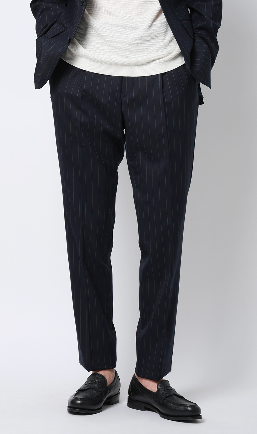 ワンプリーツテーパードパンツ【セットアップ着用可】 ネイビー S