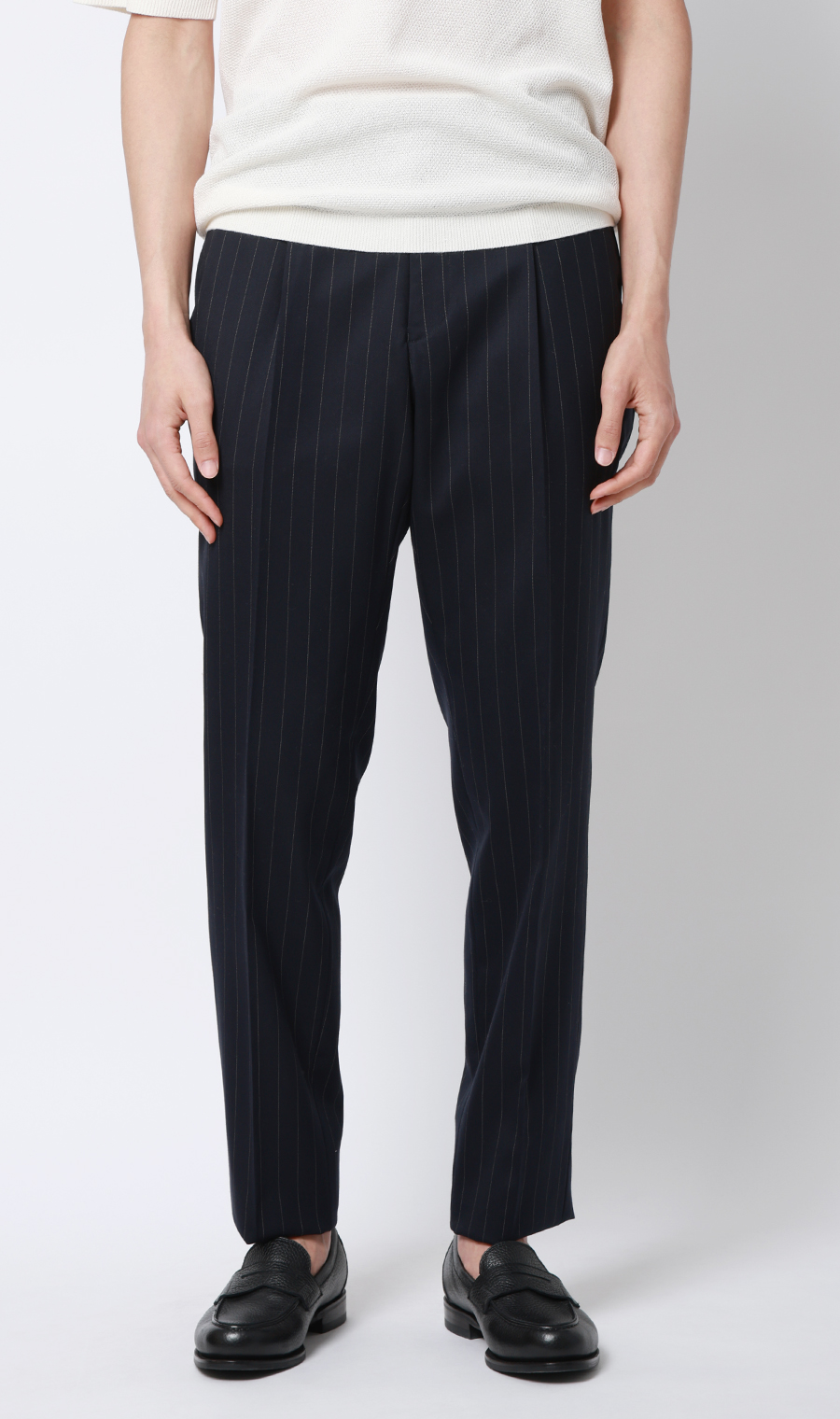 ワンプリーツテーパードパンツ【セットアップ着用可】 ネイビー S