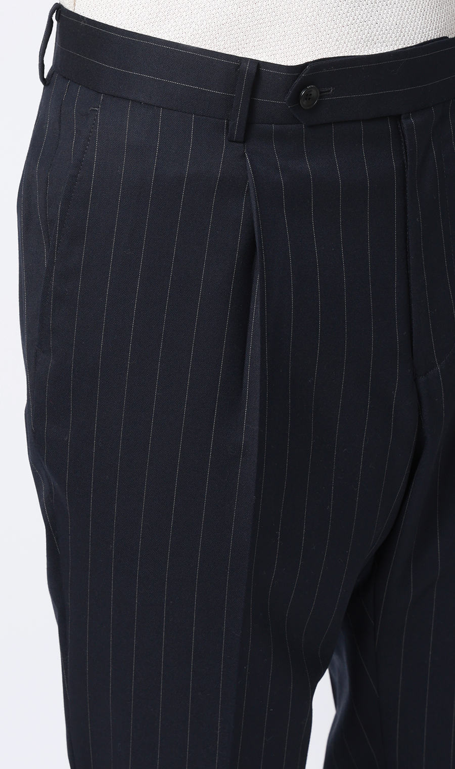 ワンプリーツテーパードパンツ【セットアップ着用可】 ネイビー S