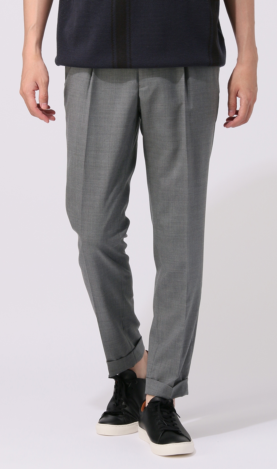 ワンタックテーパードパンツ《裾上げ済み》 グレー S