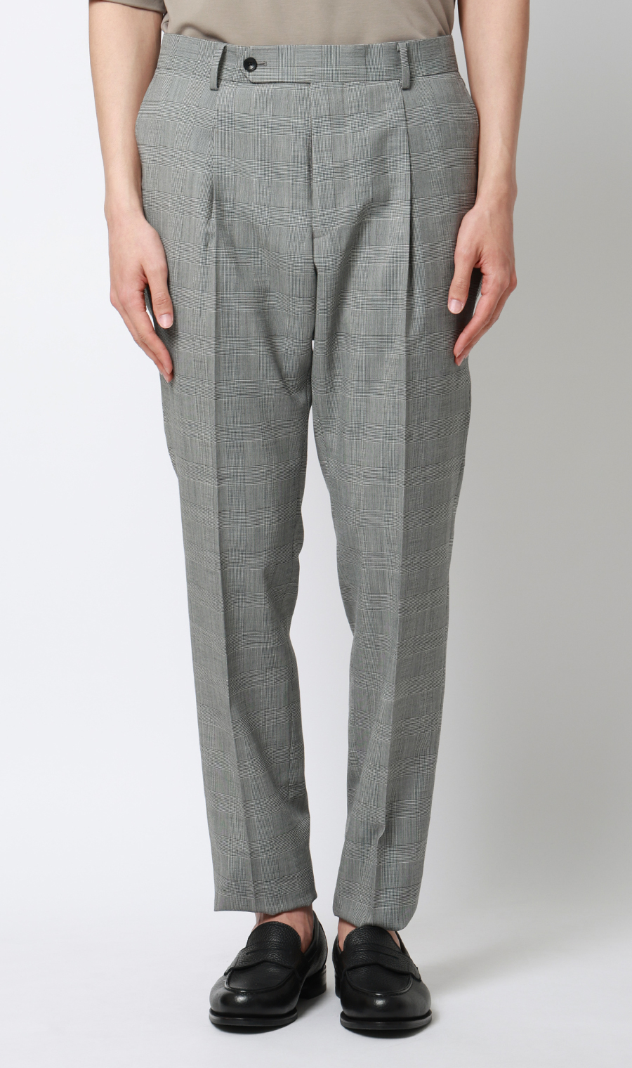 ワンプリーツテーパードパンツ【Plastics Smart】 グレー S