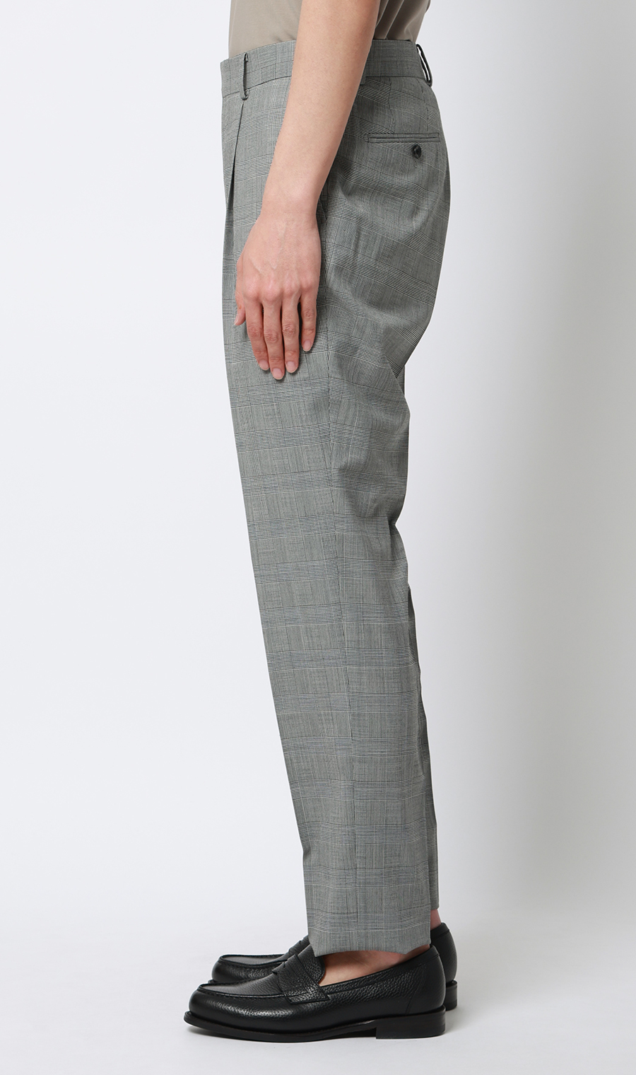 ワンプリーツテーパードパンツ【Plastics Smart】 グレー S