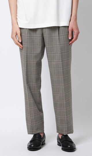 ツープリーツテーパードパンツ