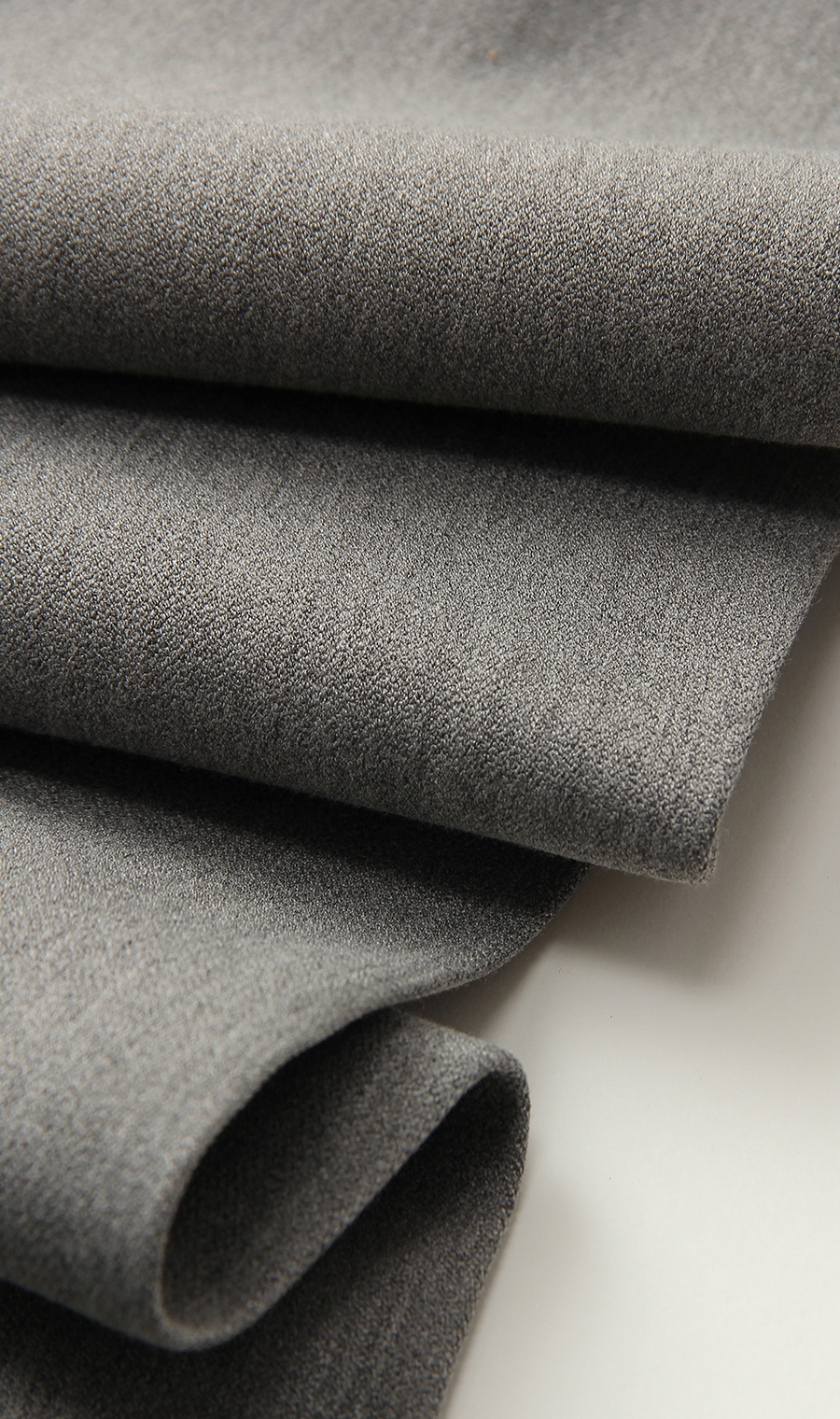 アウトタックテーパードパンツ《裾上げ済み》 グレー S