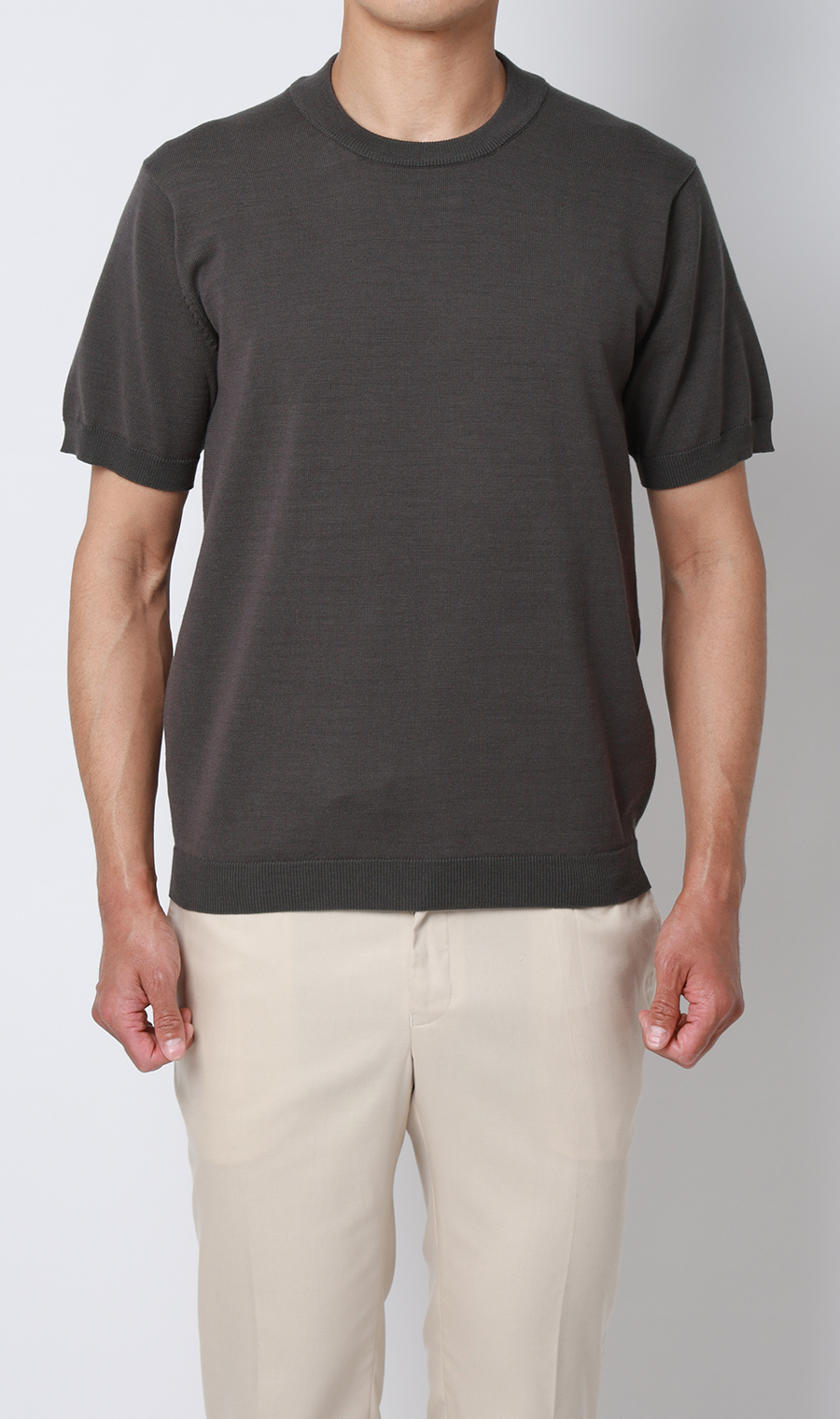 コットンコーデュラ半袖ニットT【オペラネック】【TOGA MODEL】【TOGA KNIT】【2026年モデル】 チャコール S
