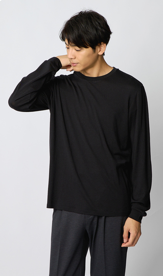クルーネックロングTシャツ