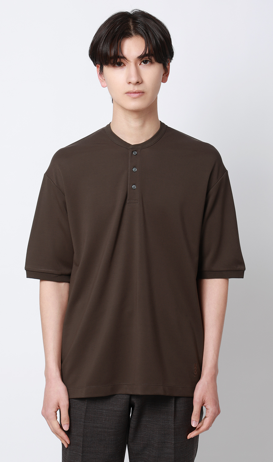 ポンチヘンリーネックTシャツ ブラウン S