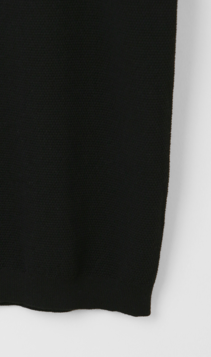 ニットTシャツ【Vネック】 ブラック S