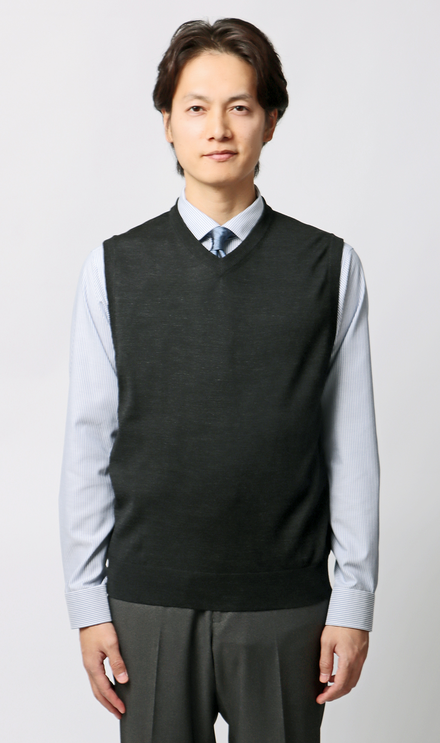 Vネックニットベスト【毛玉CLEAR】【＃すごセーター】 チャコール S