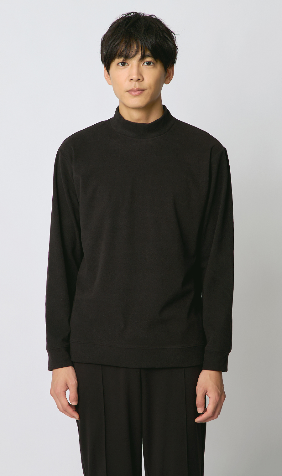 とろリッチ起毛スムースハイネックＴシャツ ブラック S
