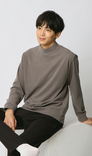 とろリッチ起毛スムースハイネックＴシャツ