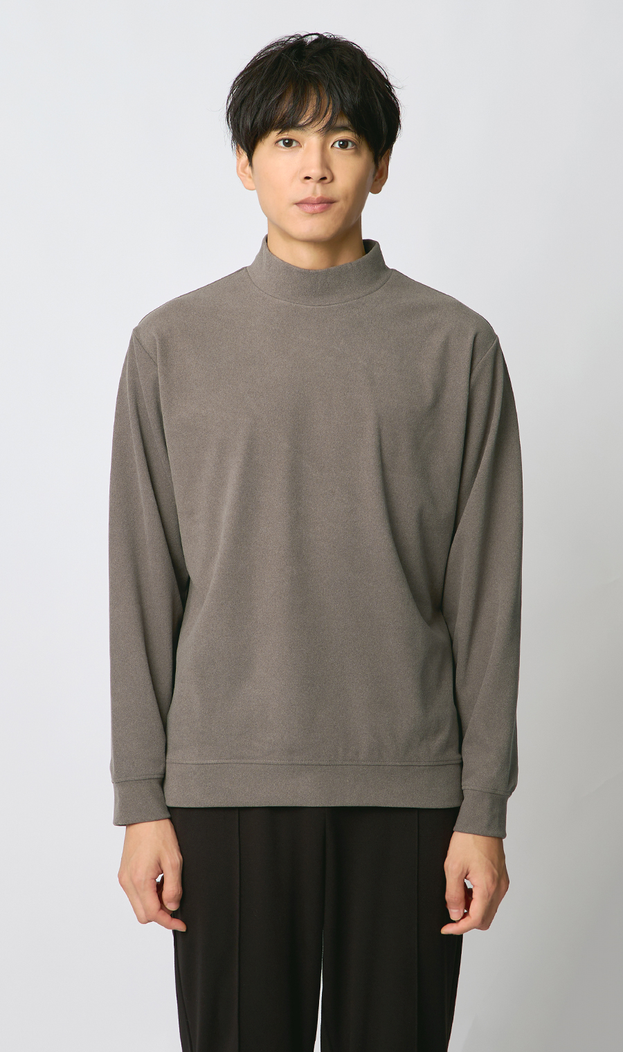 とろリッチ起毛スムースハイネックＴシャツ モカ S