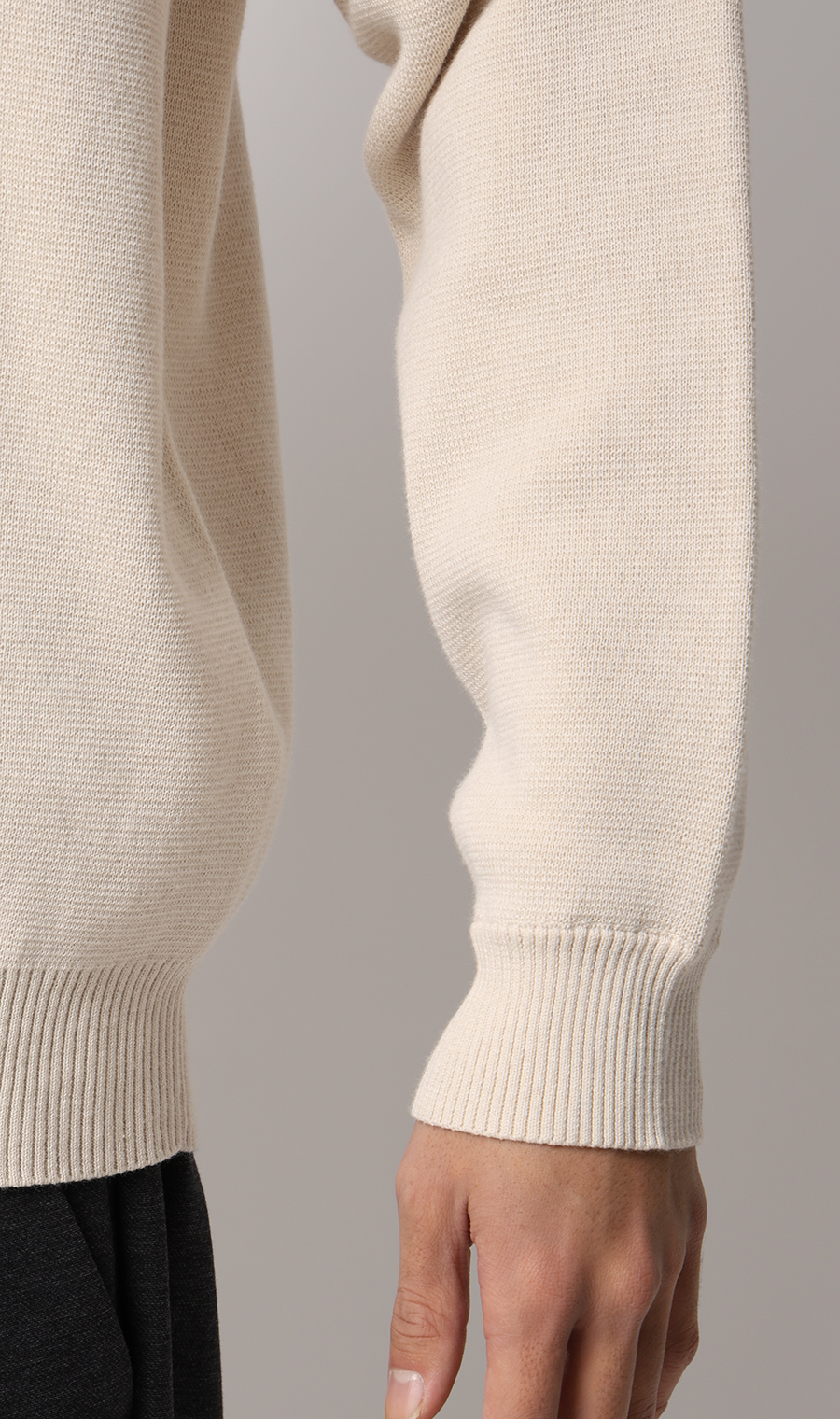 クルーネックニット【CONTROLα】 オフ M