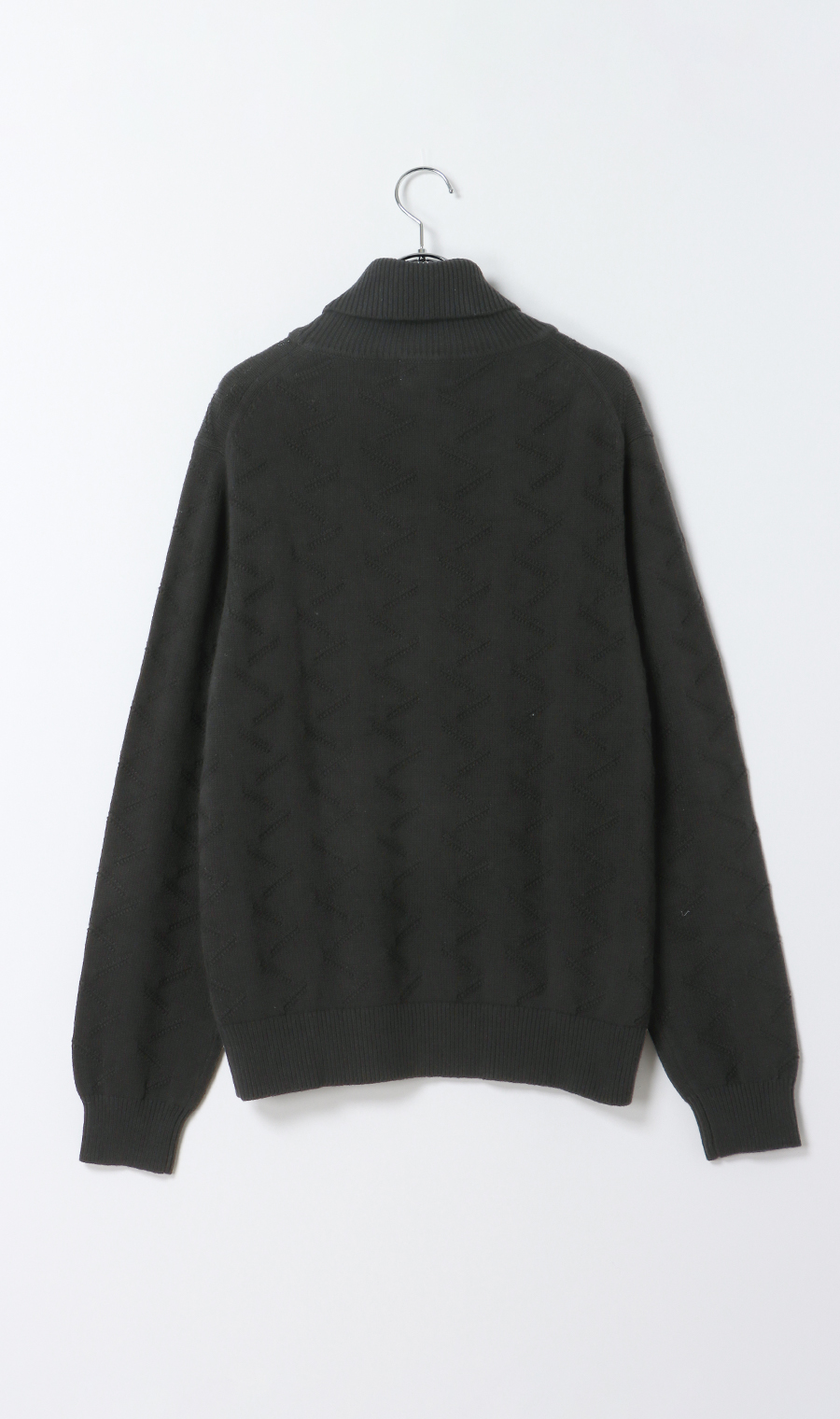 タートルネックニット【ジグザグパターン】 ブラック S