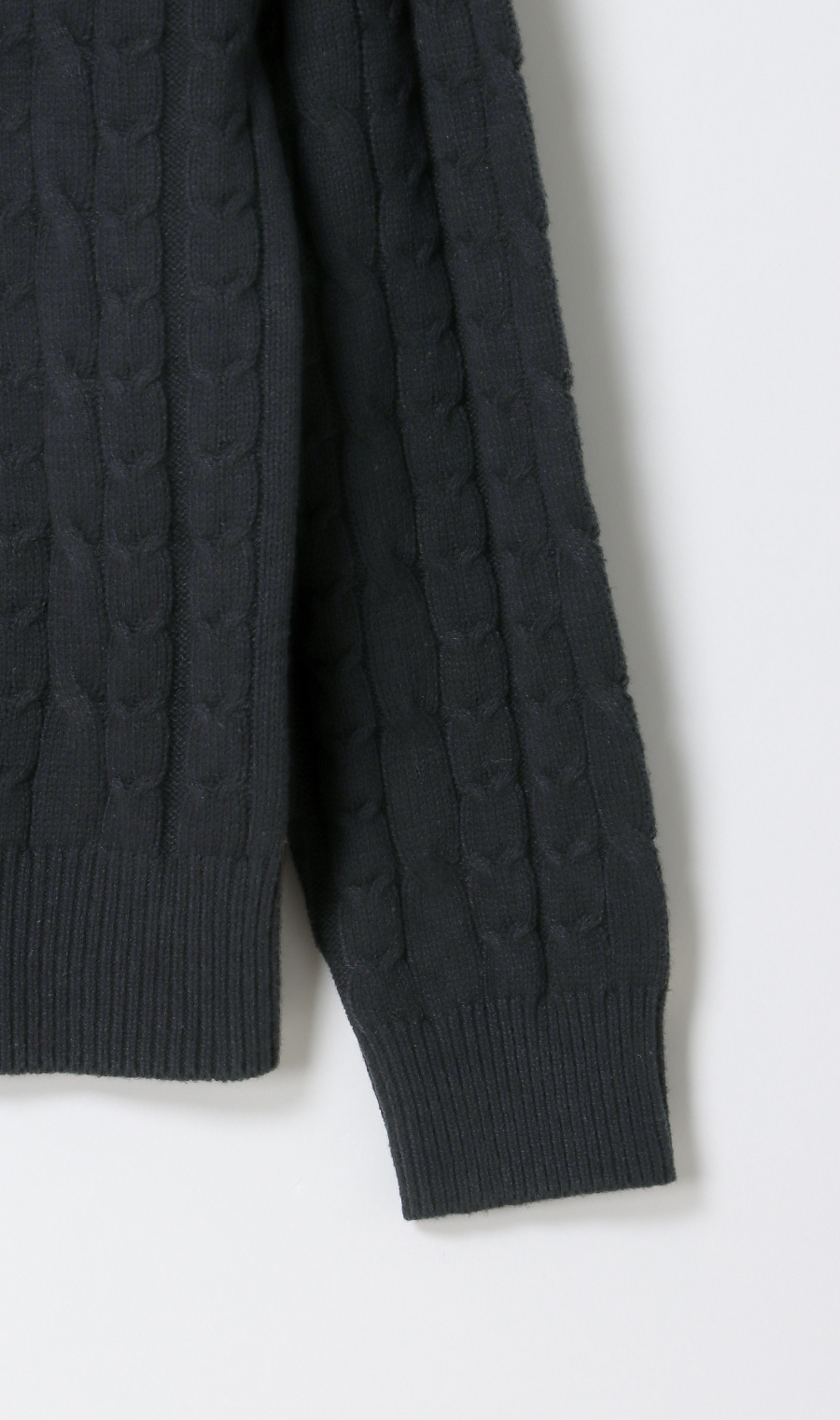 モックネックニット【ケーブルパターン】 ネイビー S