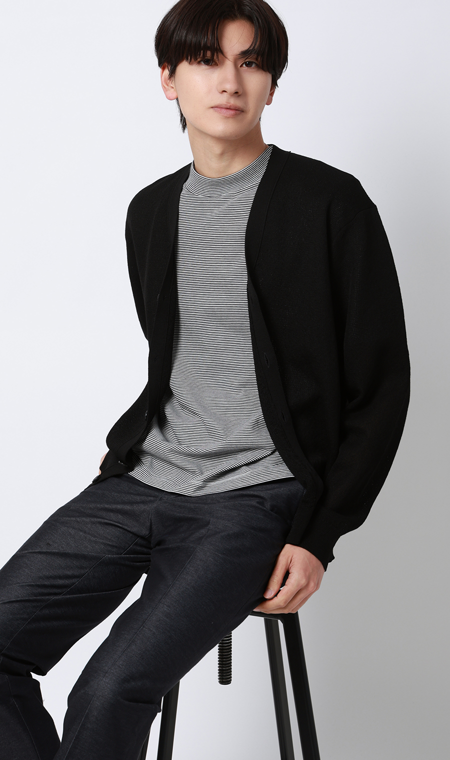 Vネックカーディガン【レーヨン混】 ブラック S