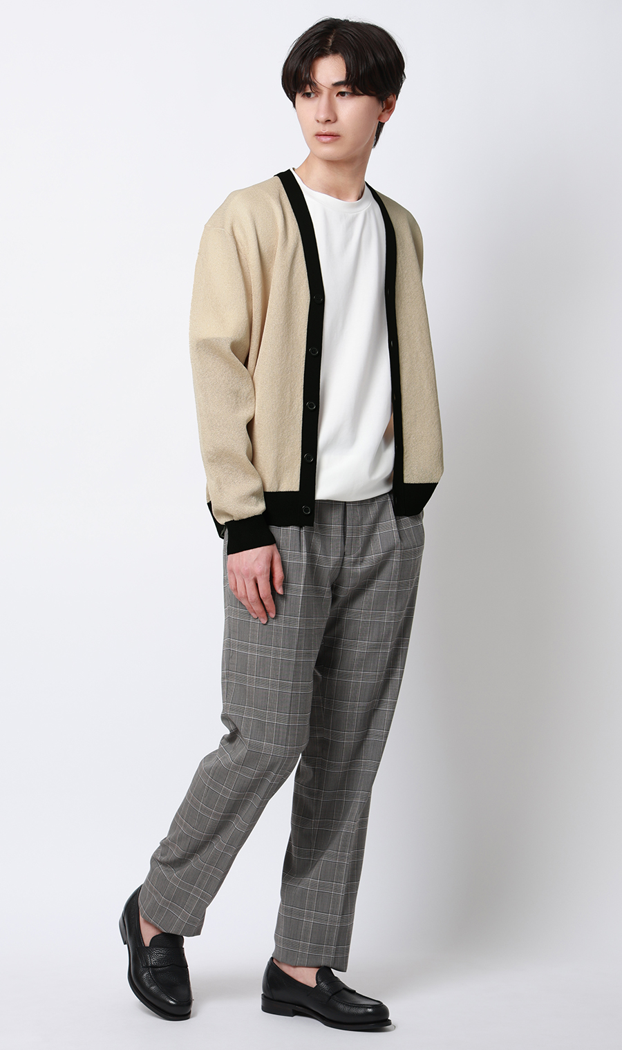 Ｖネックカーディガン【レーヨン混】 ベージュ S