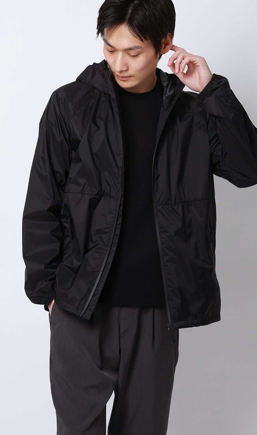ポケッタブルフードジャケット【軽量】 ブラック S