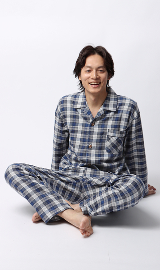 [Wearable Hokaron] Pajama top and bottom set