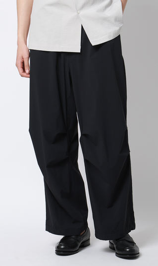 パラシュートパンツ