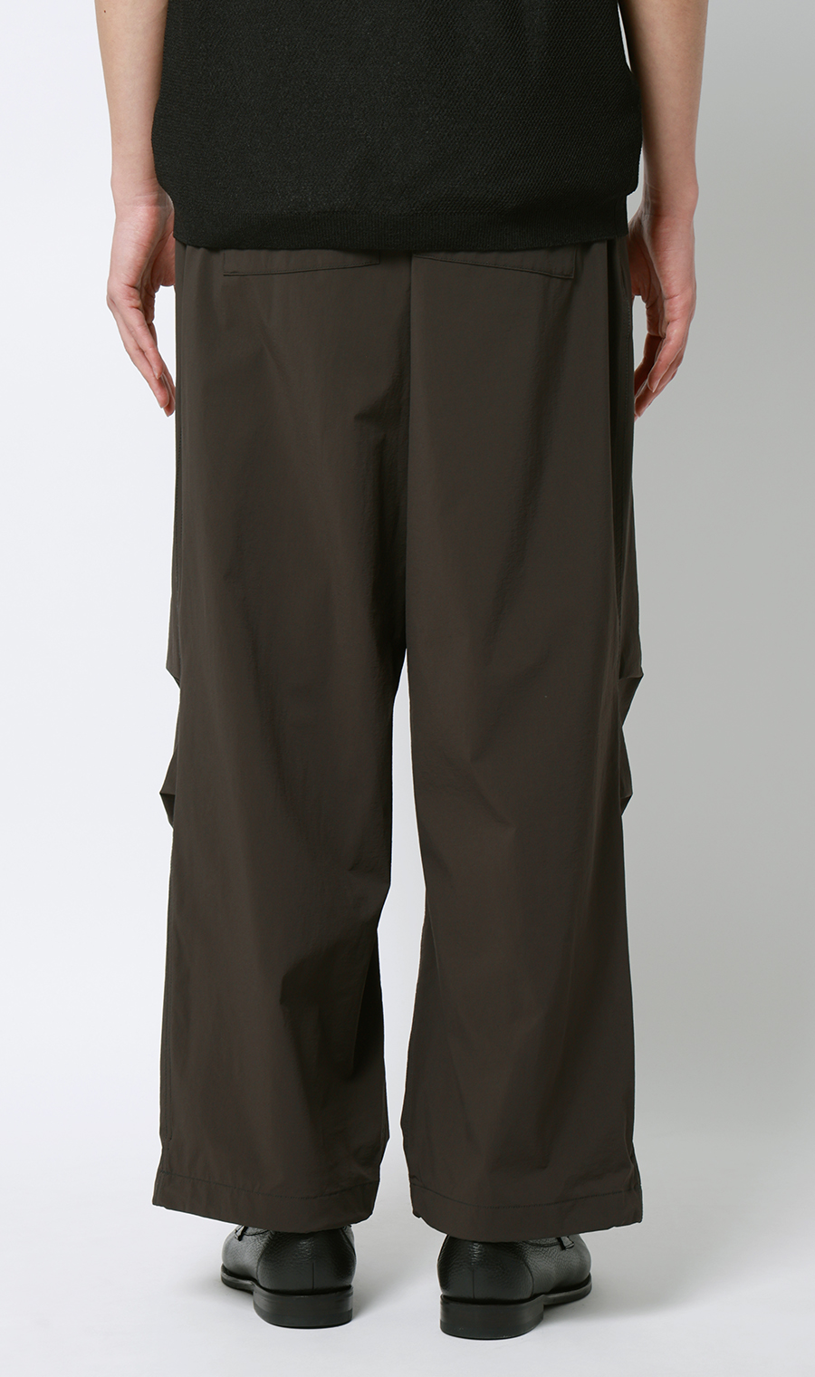 パラシュートパンツ ブラウン M
