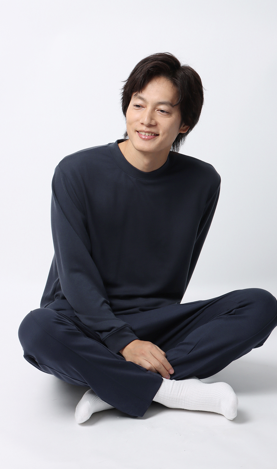 【男女兼用】とろリッチスムースピンタックパンツ【セットアップ着用可】 ネイビー S