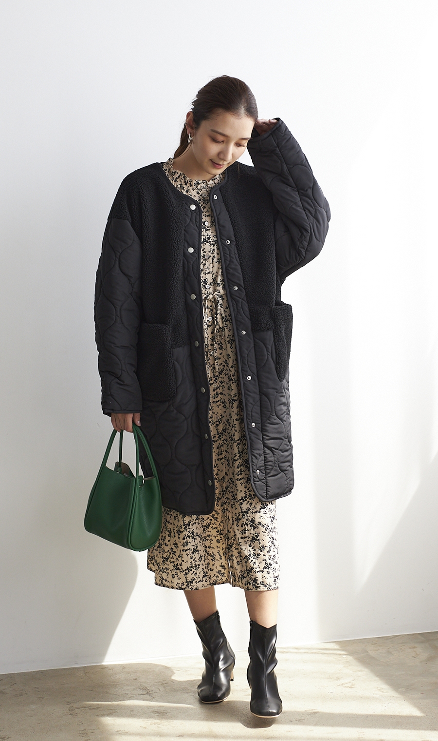 ■切替ボアノーカラーロングキルトコート［WEB限定］ ブラック L