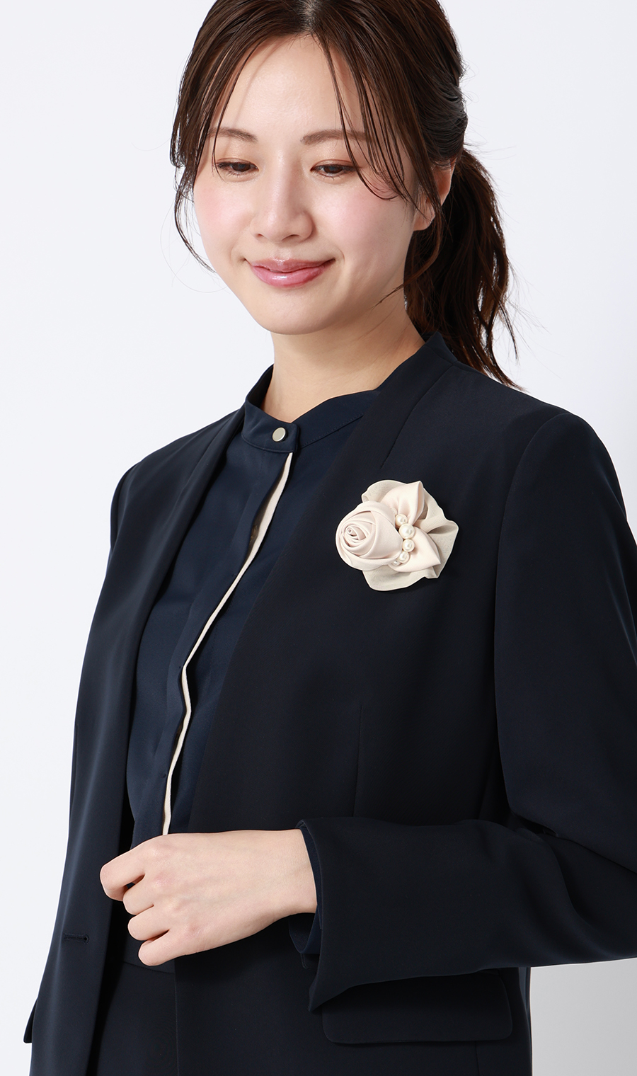 ■コサージュ ベージュ 0