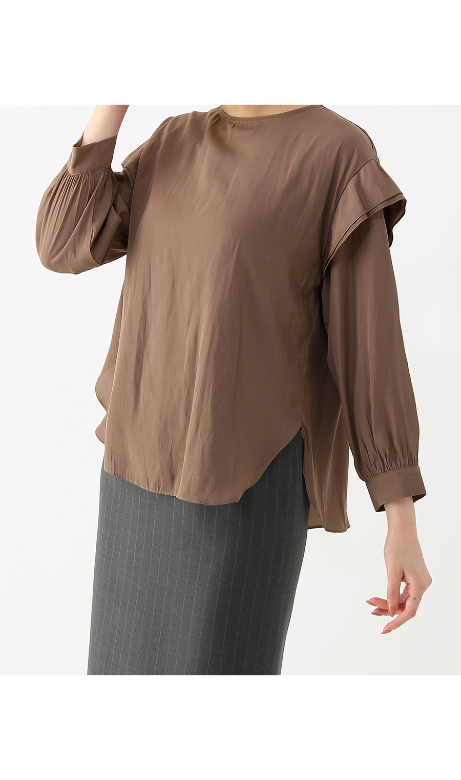 【訳アリ商品】ショルダーフリルブラウス【長袖】 モカ 5号