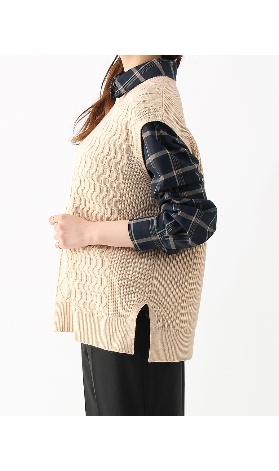 【訳アリ商品】ケーブル編みニットベスト【ニット】 ベージュ LL