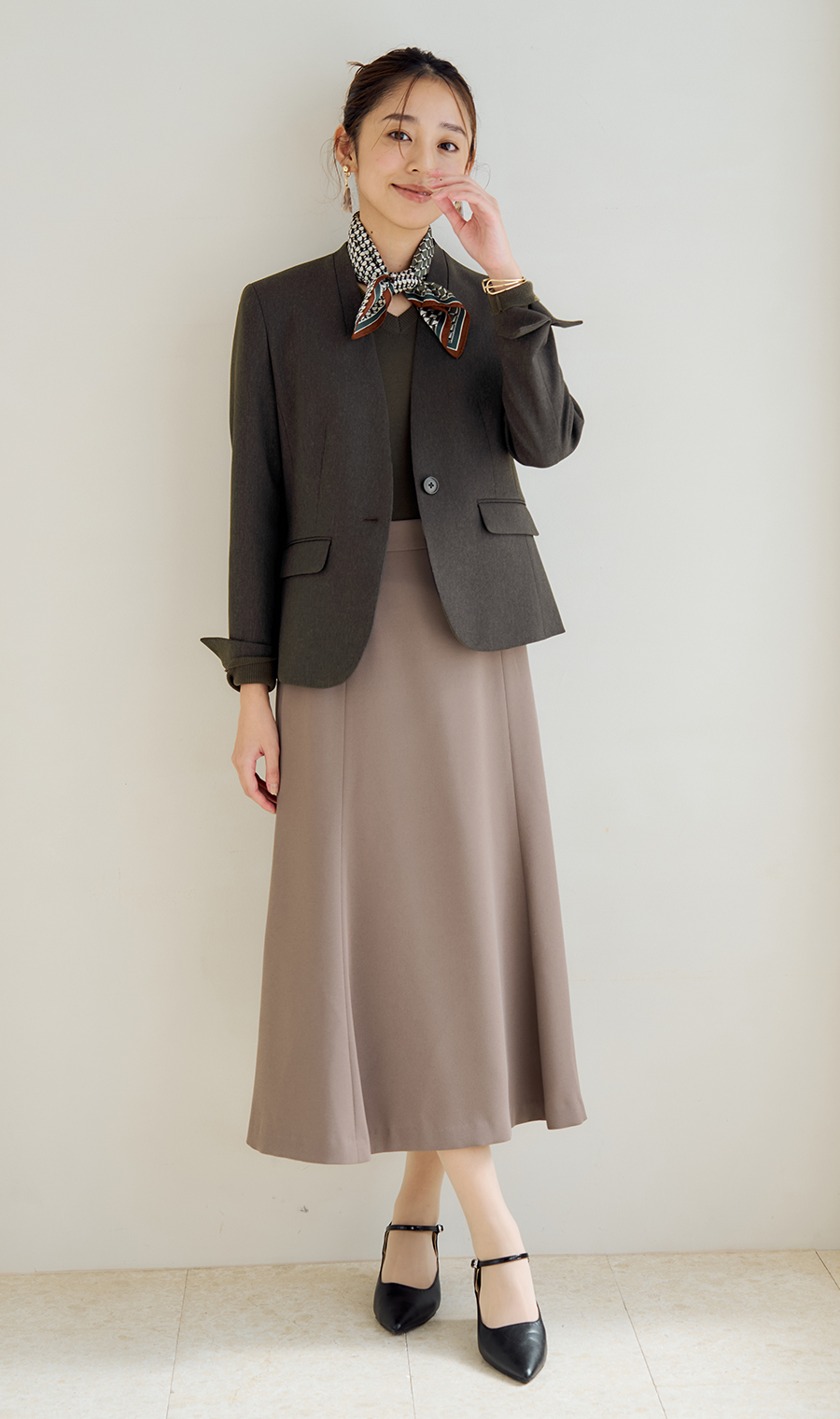 1ボタンVカラージャケット【美ジ楽スーツ】【セットアップ着用可】 ブラウン 5号