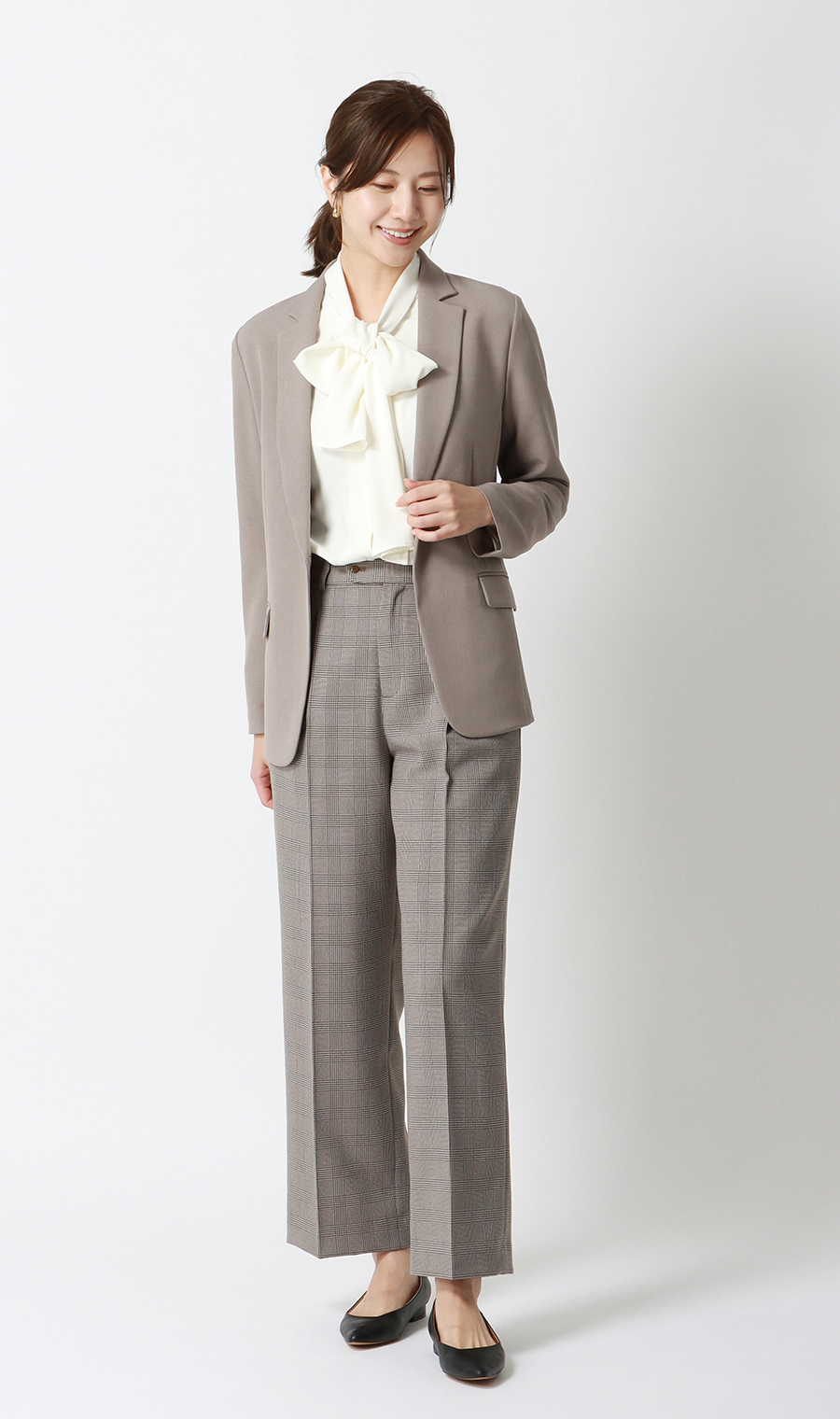 【みんなのスーツ】テーラードジャケット【セットアップ着用可】 グレージュ SS