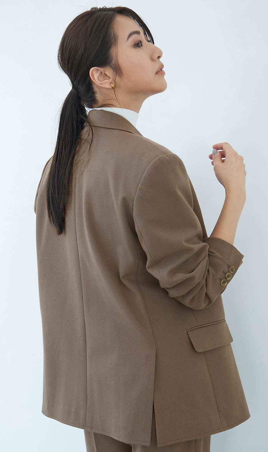2ボタンテーラードジャケット《セットアップ着用可》《WEB限定》 ブラウン M