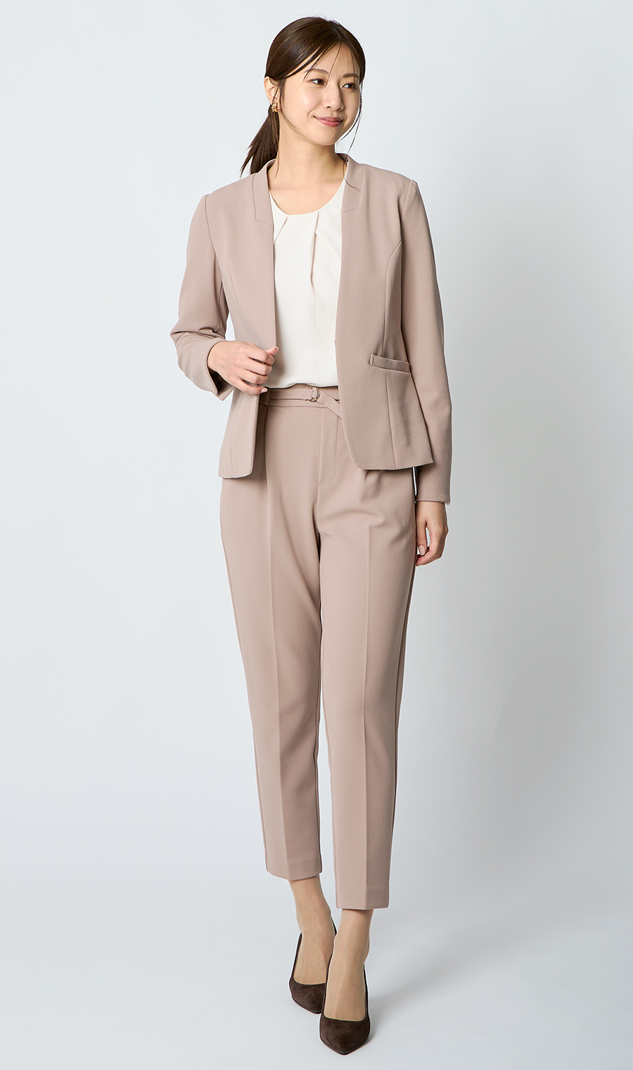 Vカラージャケット＋テーパードパンツセット【セット販売】【WEB限定】 ベージュ M