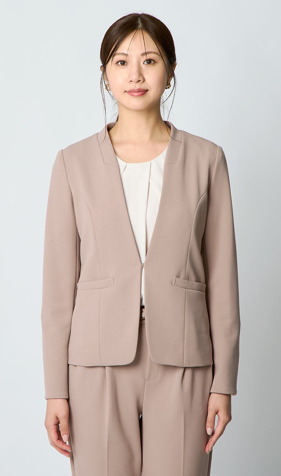 Vカラージャケット＋テーパードパンツセット【セット販売】【WEB限定】 ベージュ M