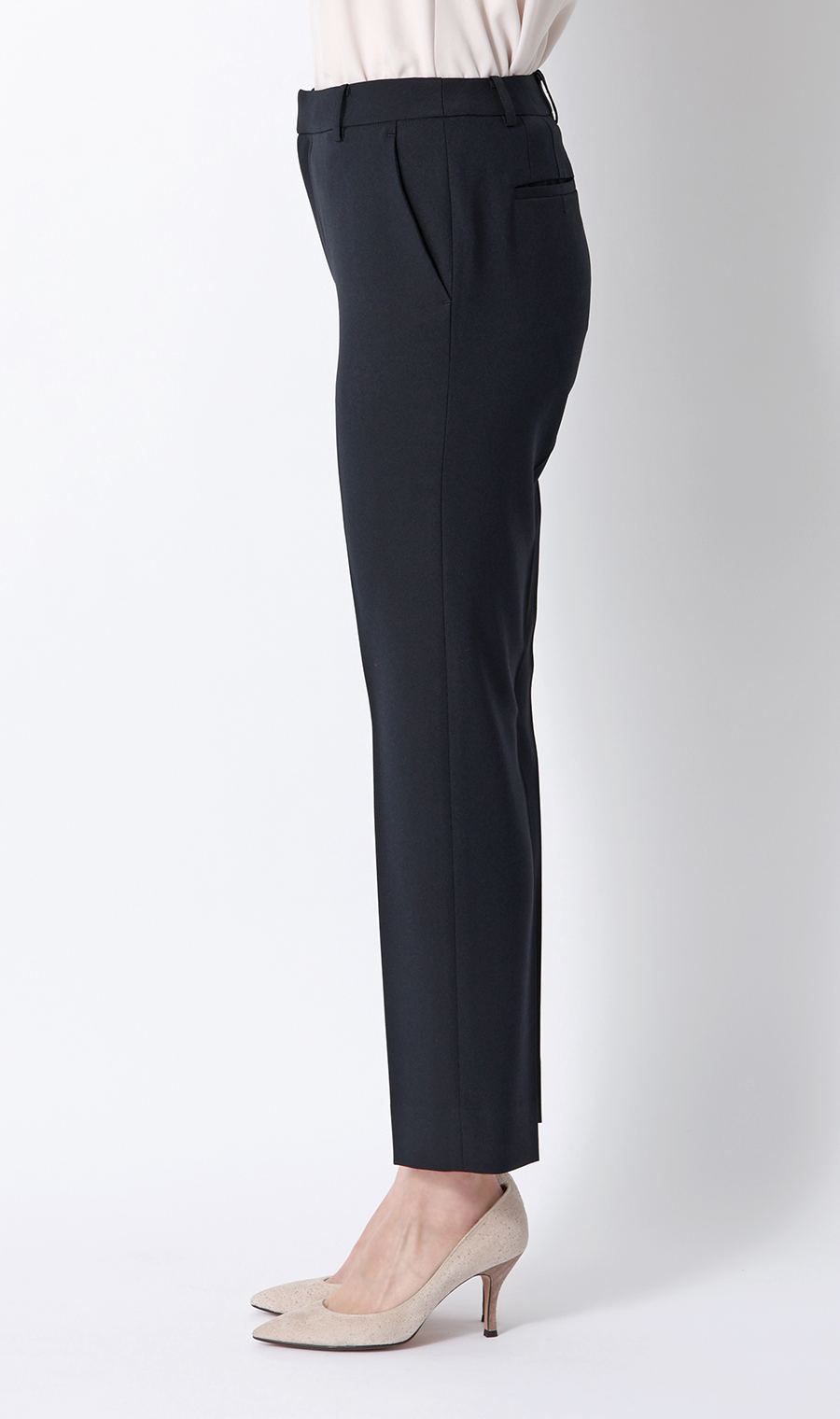 ノータックテーパードパンツ【セットアップ着用可】【裾上げ済み】 ネイビー 5号