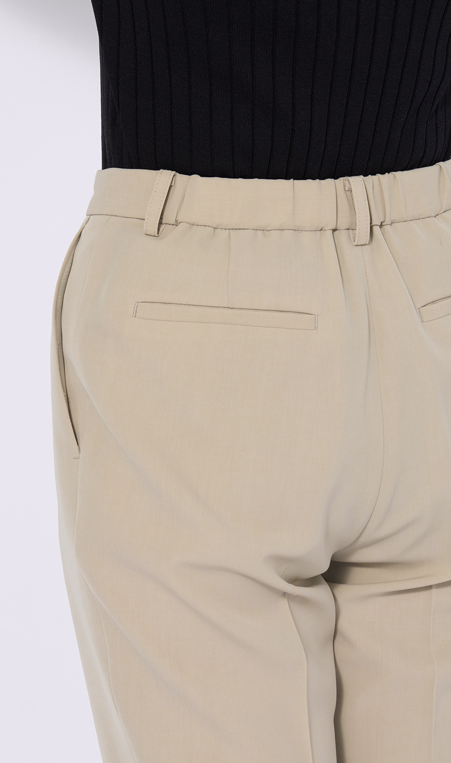 ワンタックテーパードパンツ【セットアップ着用可】【裾上げ済み】 ベージュ 3号