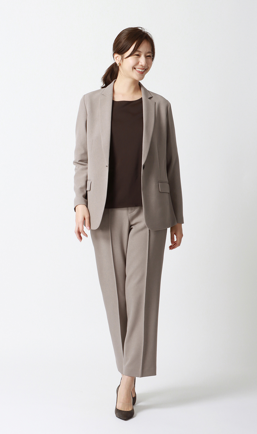 【みんなのスーツ】ピンタックストレートパンツ【セットアップ着用可】【裾上げ済み】 グレージュ SS