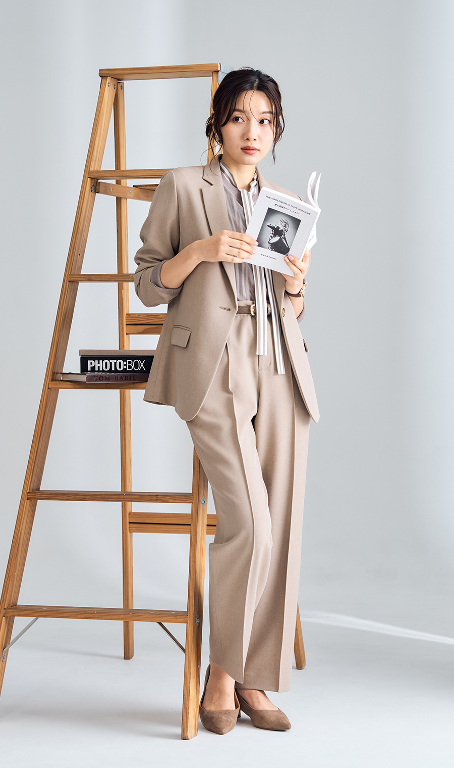 【みんなのスーツ】ピンタックストレートパンツ【セットアップ着用可】【裾上げ済み】 ベージュ S