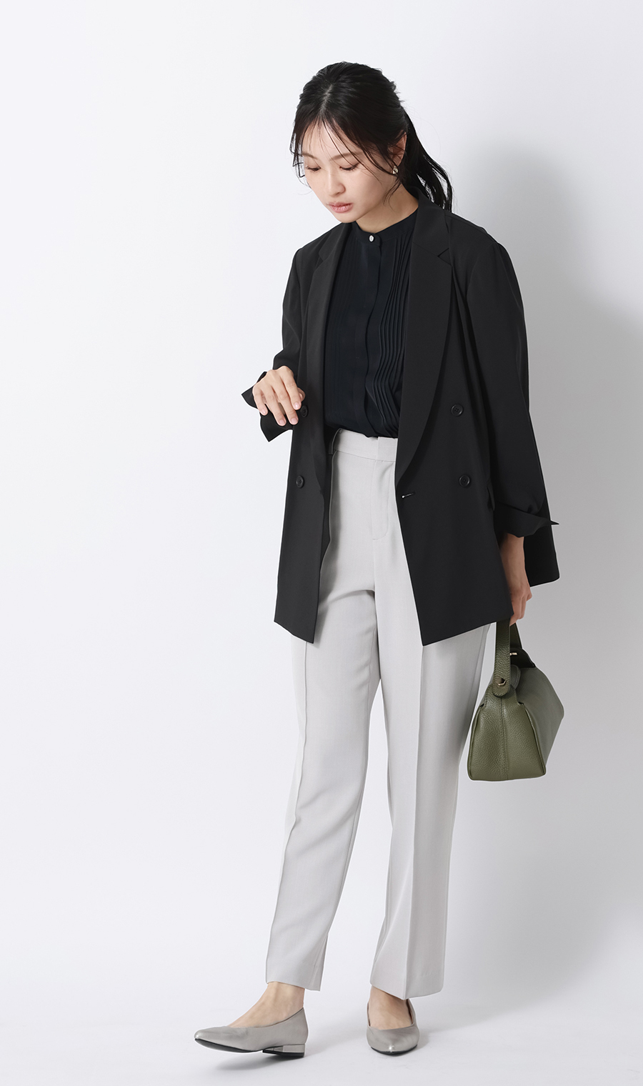 【みんなのスーツ】ピンタックストレートパンツ【セットアップ着用可】【裾上げ済み】 ライトグレー SS