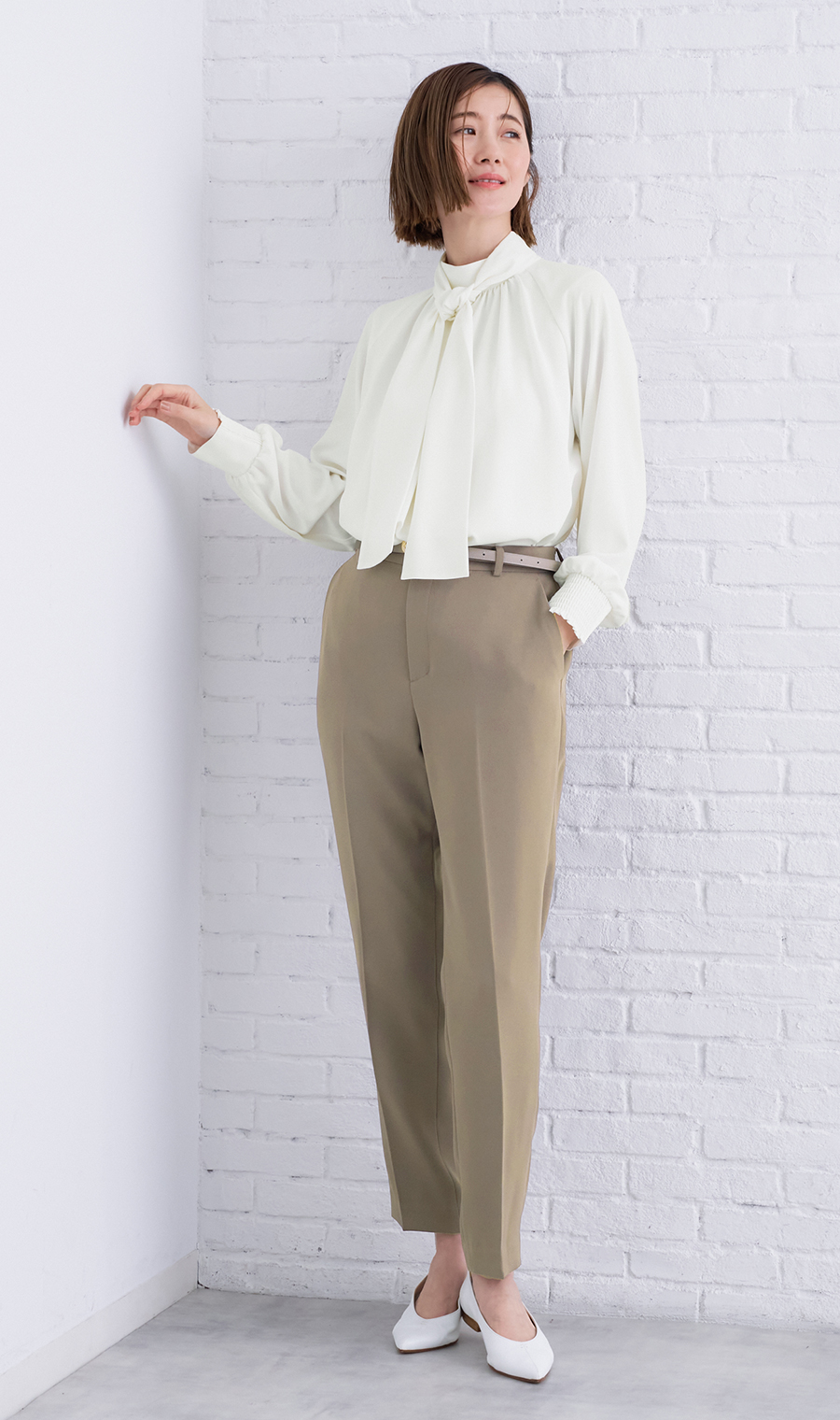 テーパードパンツ【セットアップ着用可】【裾上げ済み】 ベージュ 5号