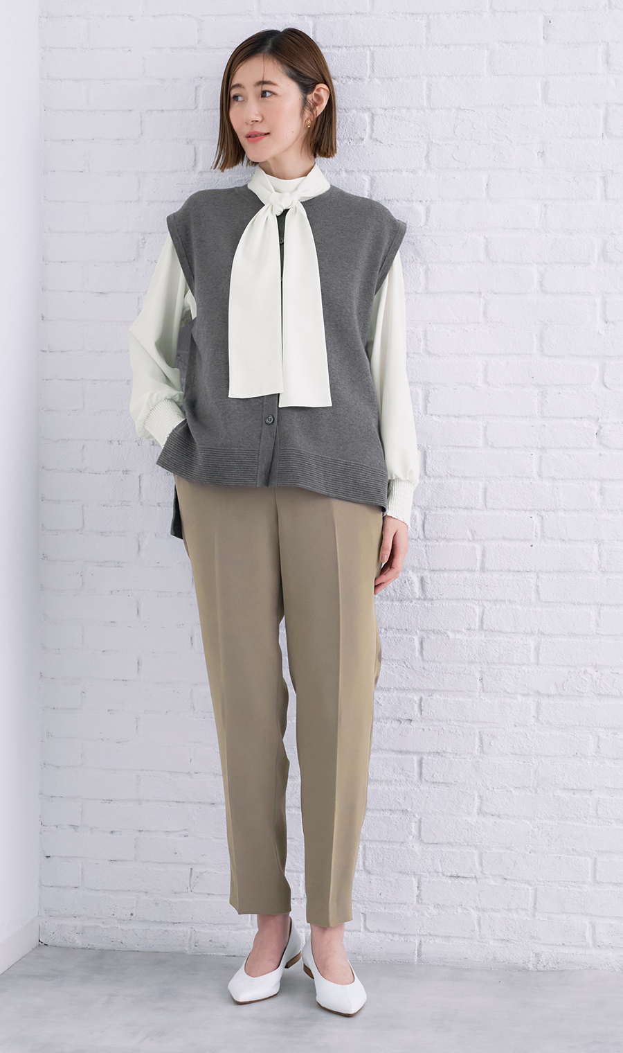 テーパードパンツ【セットアップ着用可】【裾上げ済み】 ベージュ 5号