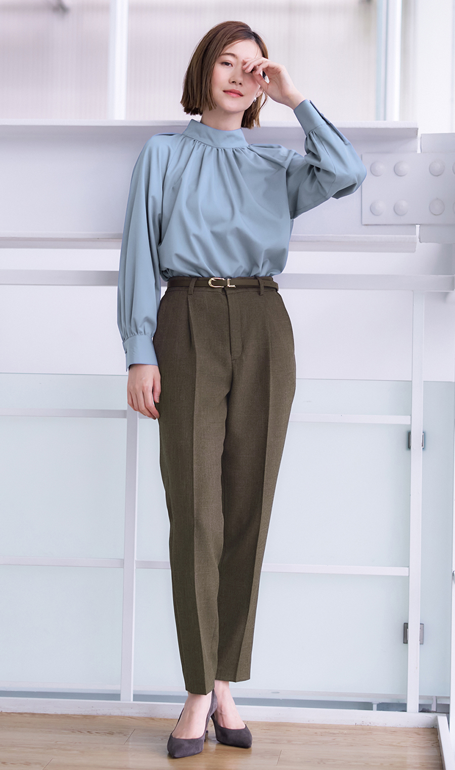 未使用】ファイントーン ステイカラー ワンタック テーパードパンツ