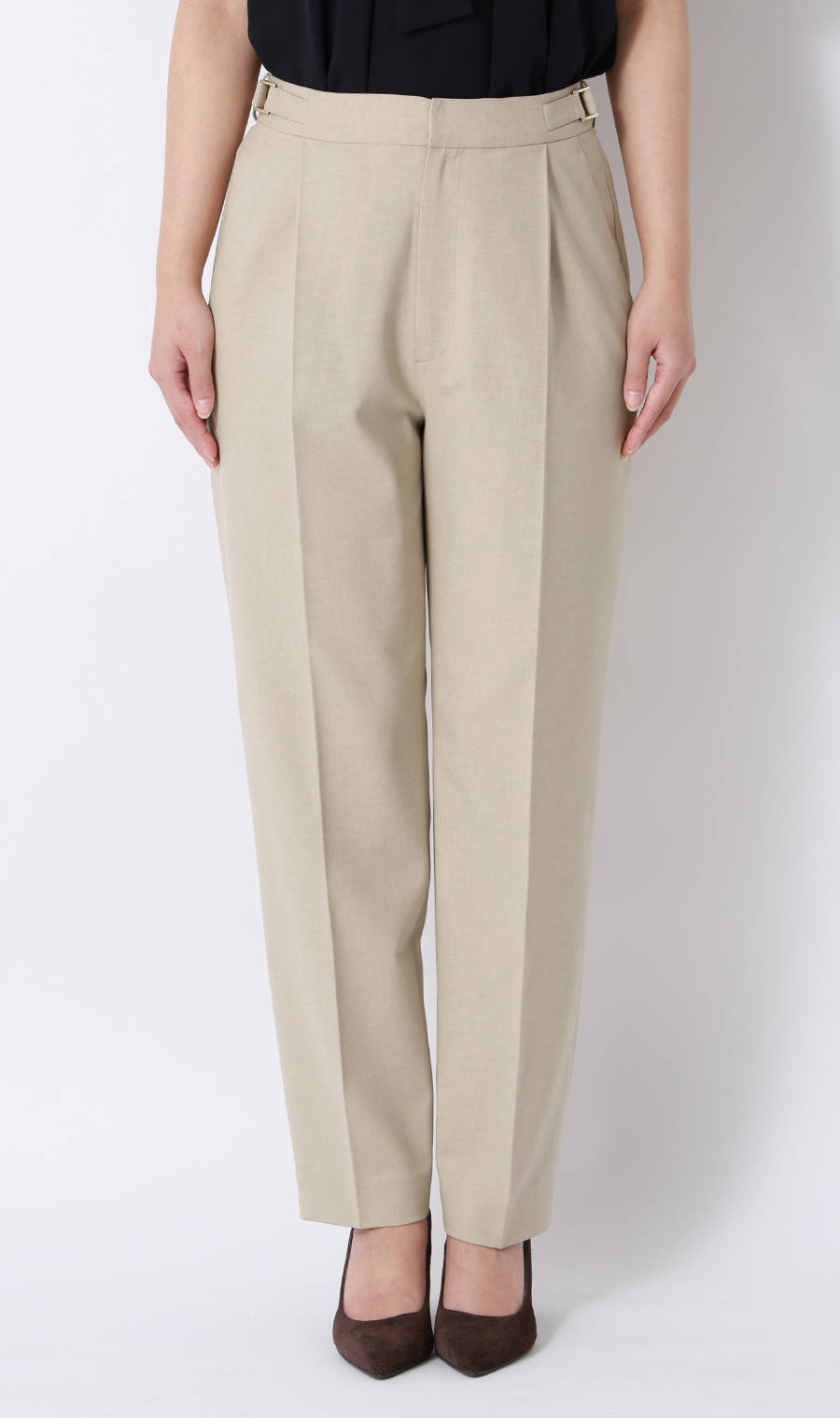 ウエストデザインテーパードパンツ【セットアップ着用可】【裾上げ済み】 ベージュ S