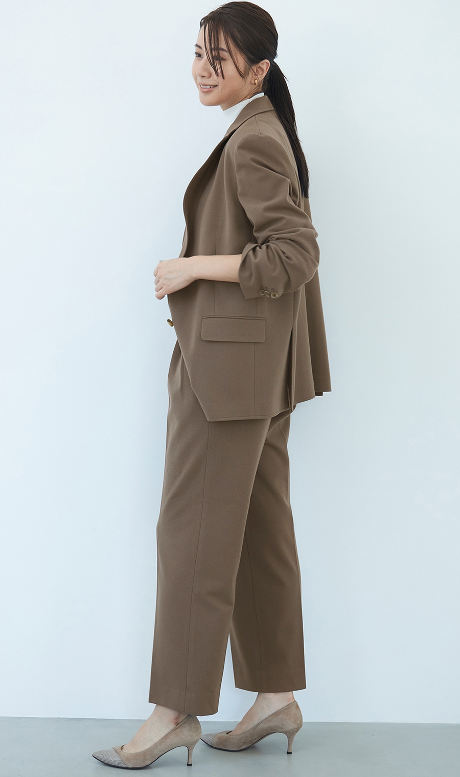 ツータックストレートパンツ《セットアップ着用可》《WEB限定》《裾上げ済み》 ブラウン S