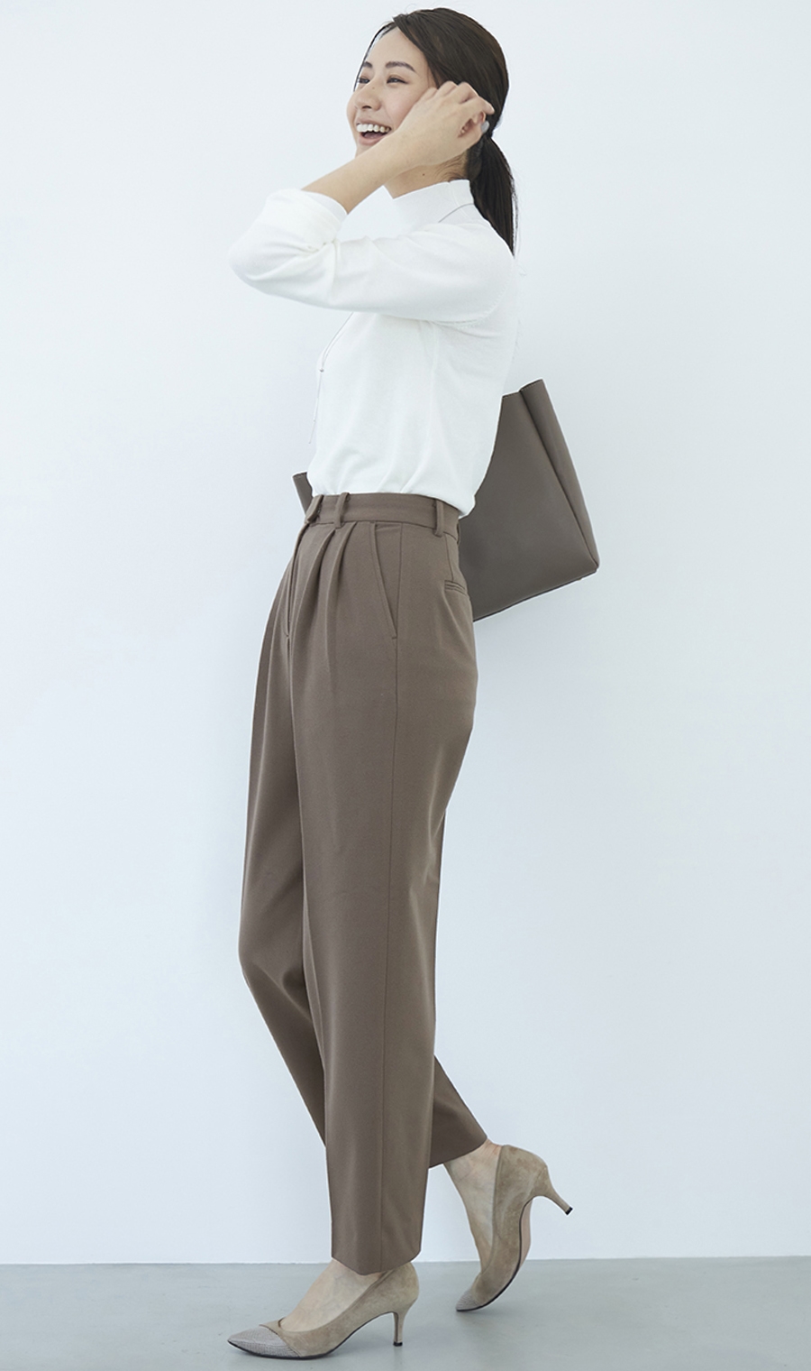 ツータックストレートパンツ《セットアップ着用可》《WEB限定》《裾上げ済み》 ブラウン S