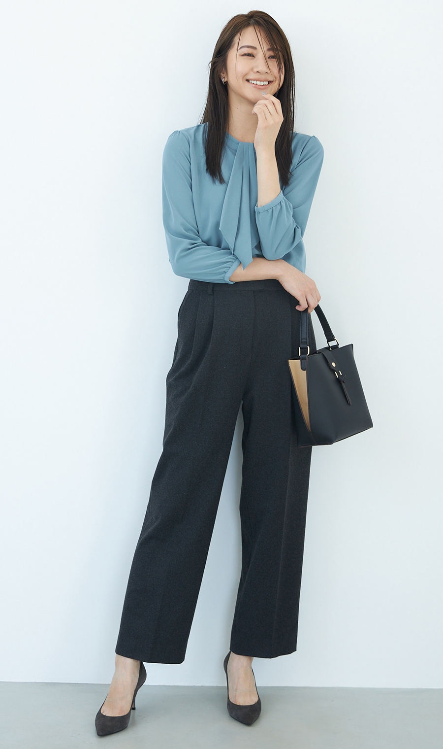 ツータックストレートパンツ《セットアップ着用可》《WEB限定》《裾上げ済み》 グレー系 S