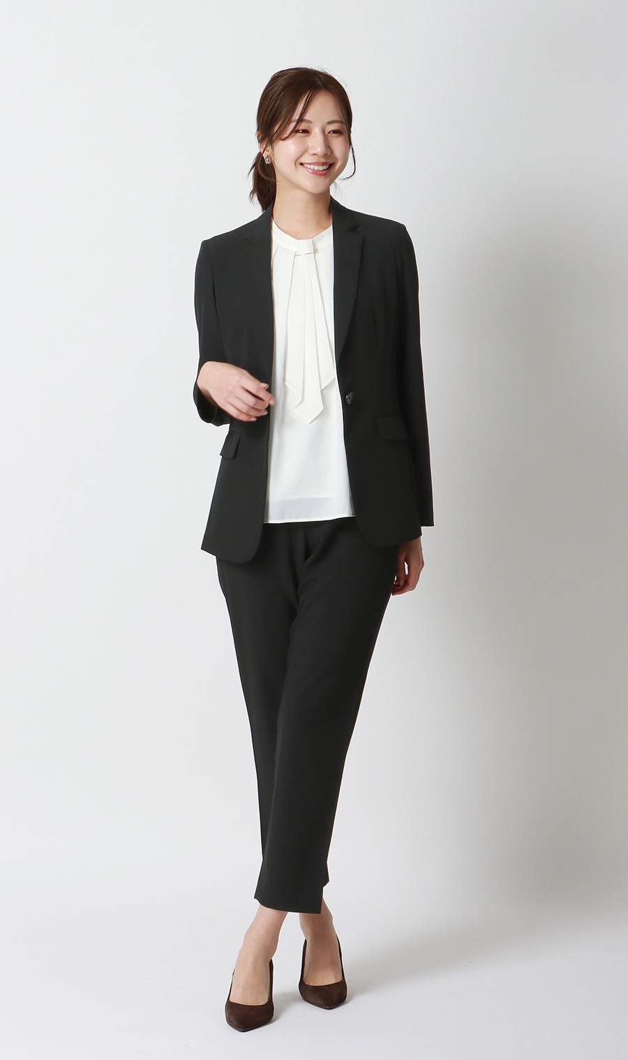 零壓力套裝 【錐型褲】 【可成套穿著】 【褲管已修改】 黑色SS