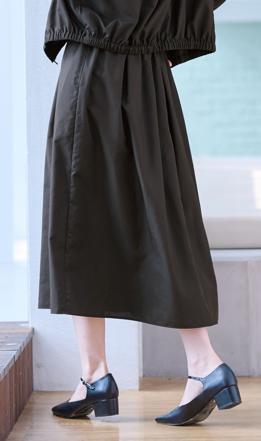 ボリュームフレアスカート【セットアップ着用可】 ブラック S