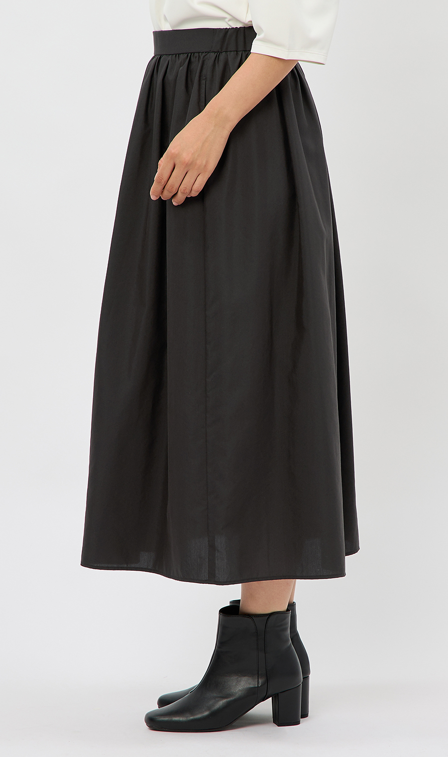 ボリュームフレアスカート【セットアップ着用可】 ブラック S